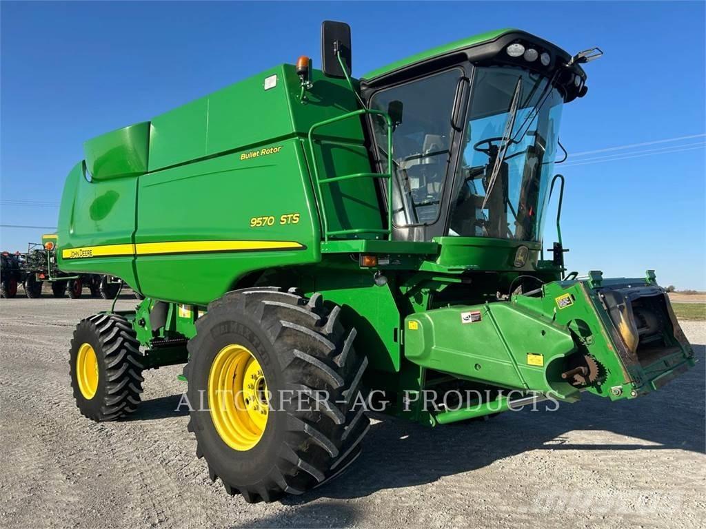 John Deere 9570 STS コンバイン