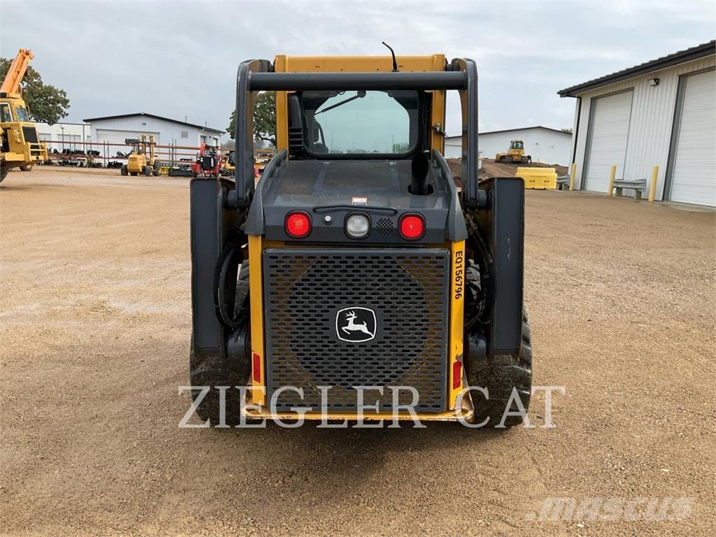 John Deere & CO. 320D スキッドステアローダー