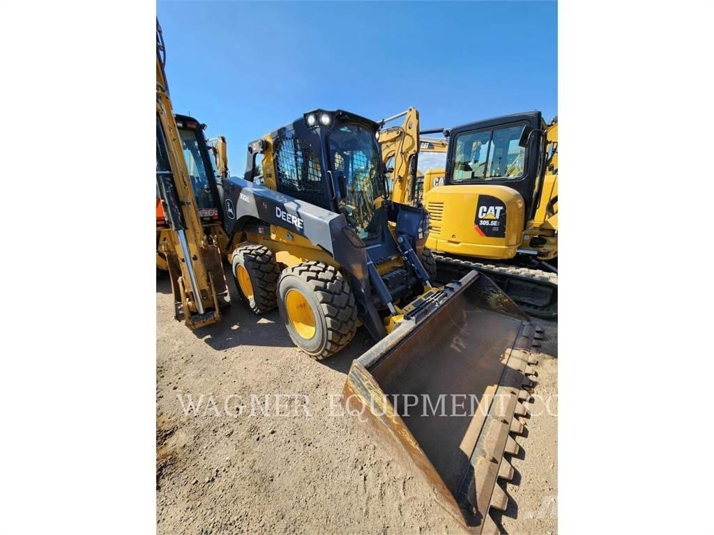 John Deere & CO. 332G スキッドステアローダー