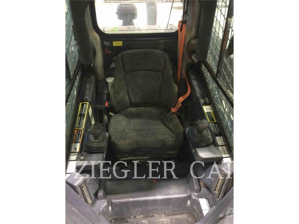 John Deere & CO. 333G クローラーローダー