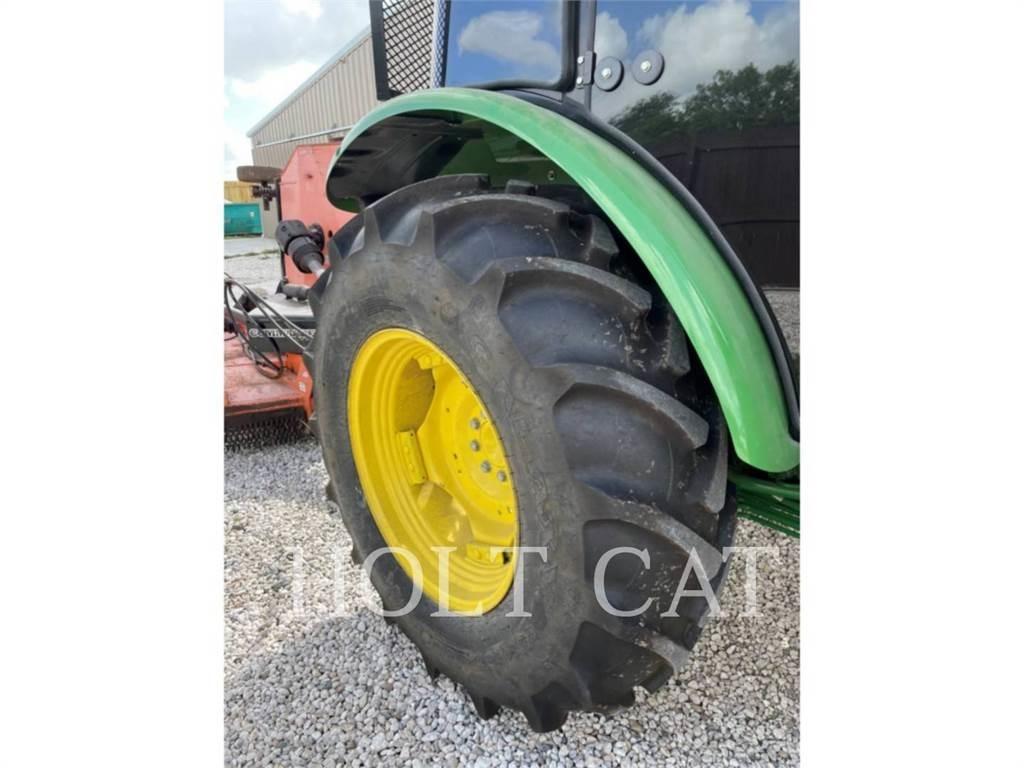 John Deere & CO. 5100E トラクター