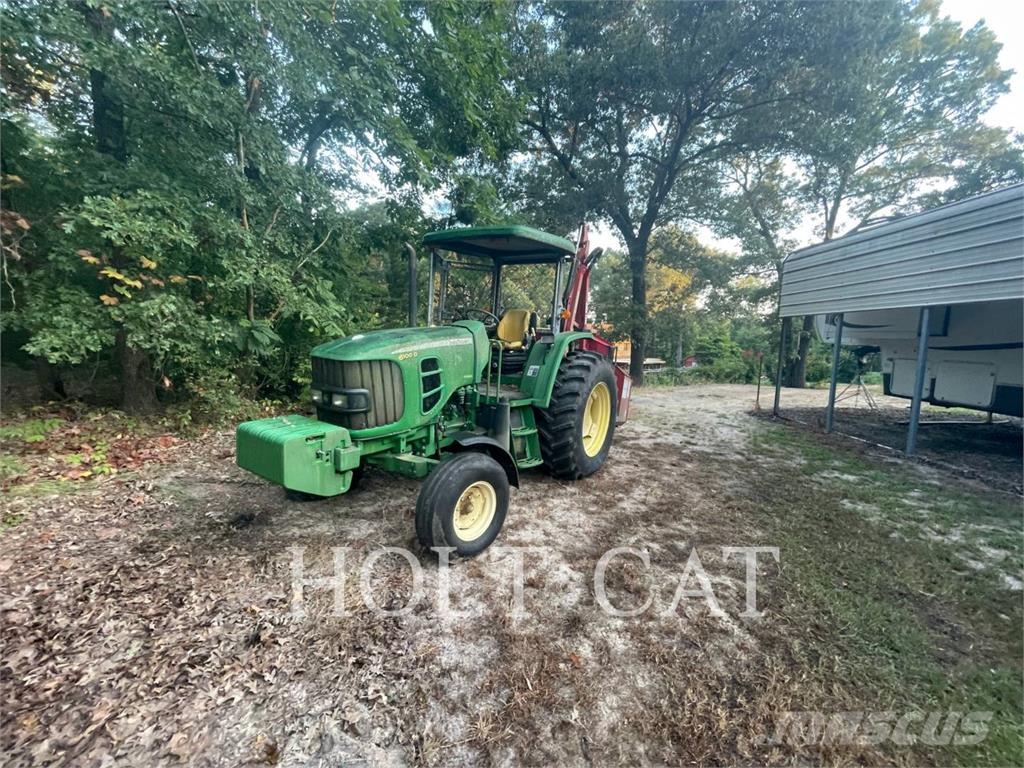 John Deere & CO. 6100D トラクター