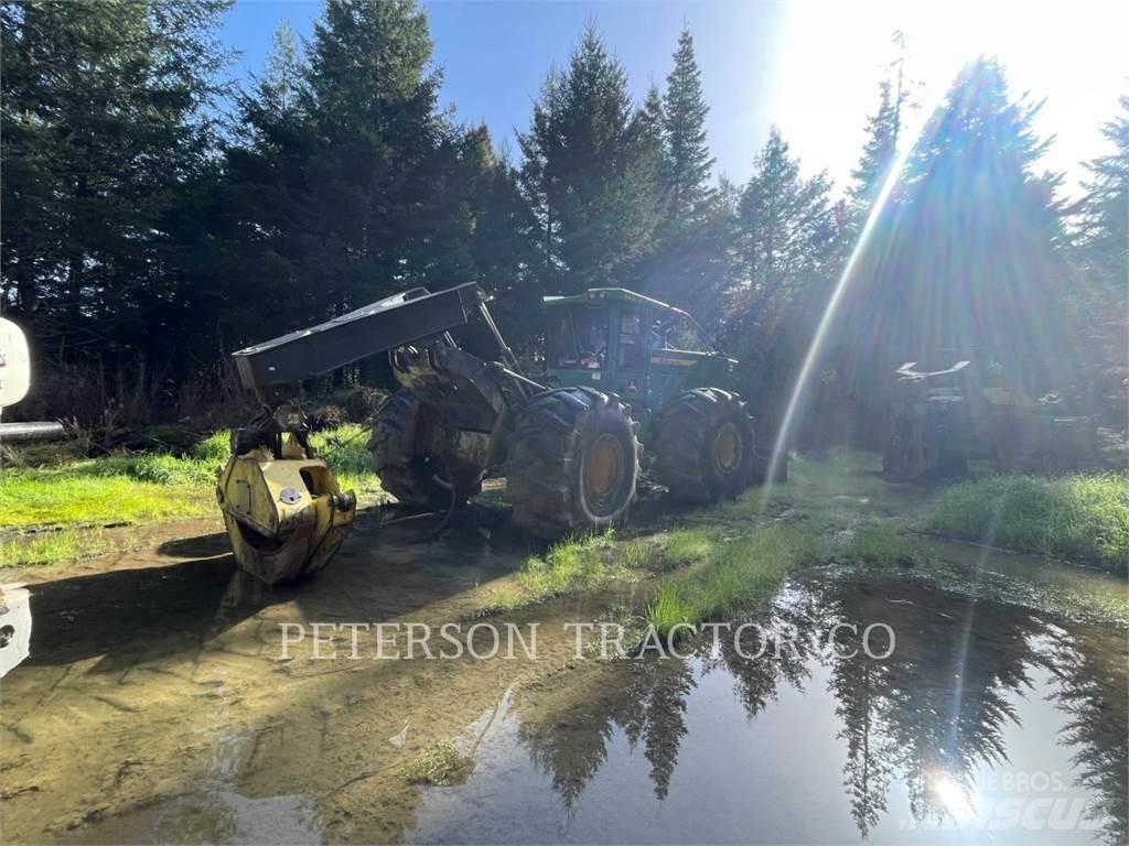 John Deere & CO. 648L スキッダー