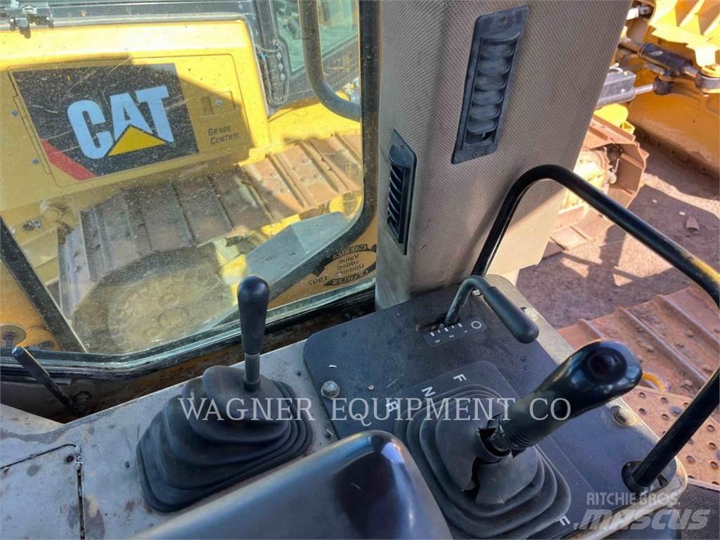 John Deere & CO. 750C LT ブルドーザー