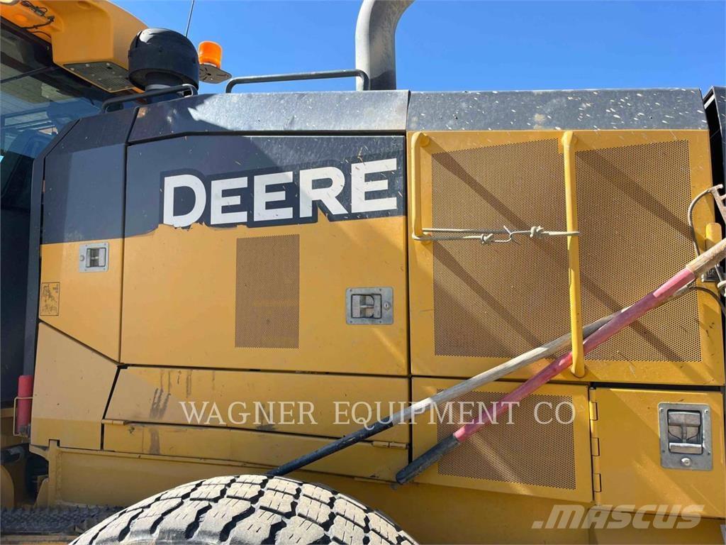 John Deere & CO. 772G AWD モーターグレーダー