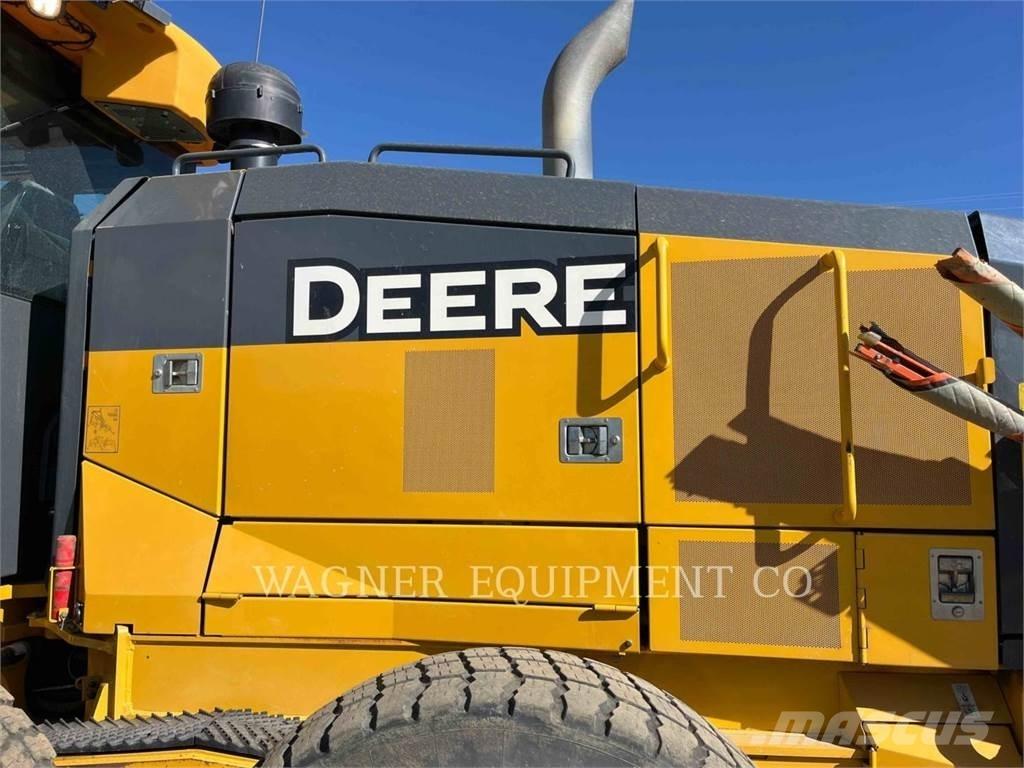 John Deere & CO. 772G AWD モーターグレーダー