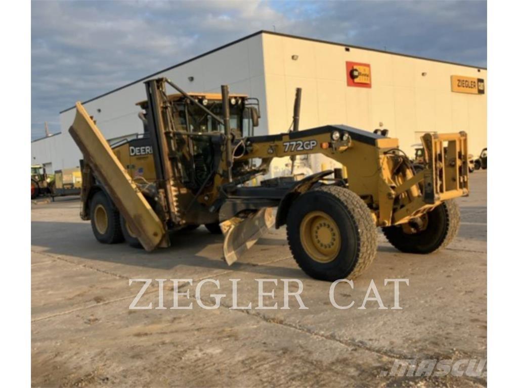 John Deere & CO. 772GP モーターグレーダー