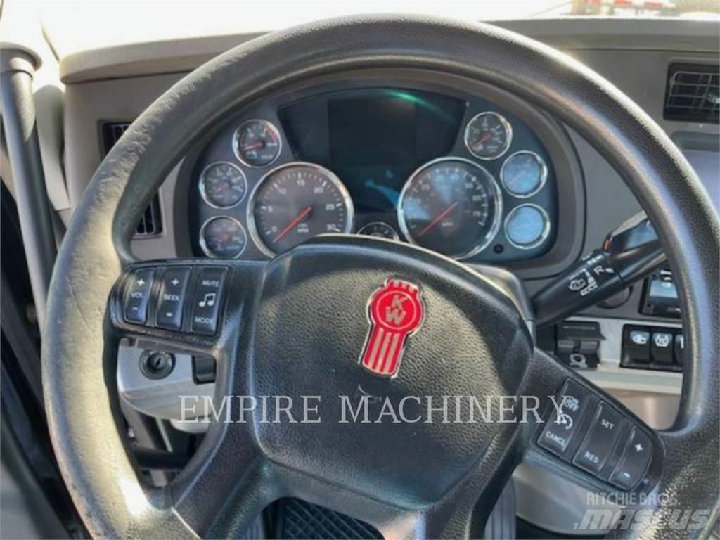 Kenworth (OBSOLETE) T680 エンジン