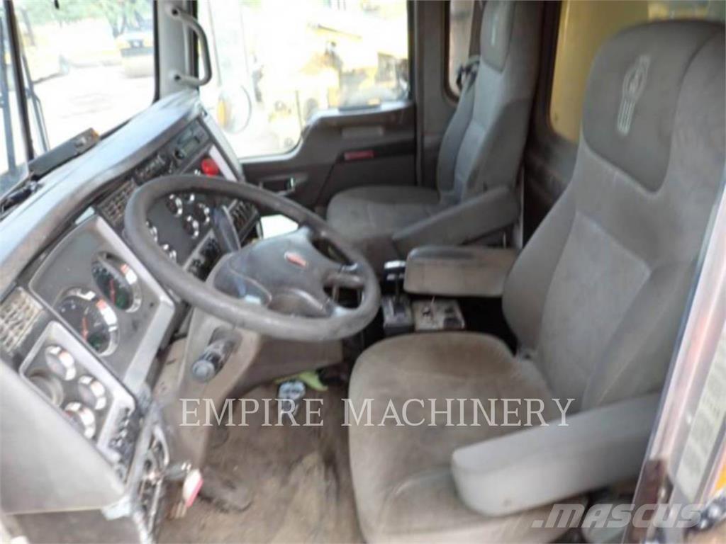 Kenworth (OBSOLETE) T800 タンカートラック