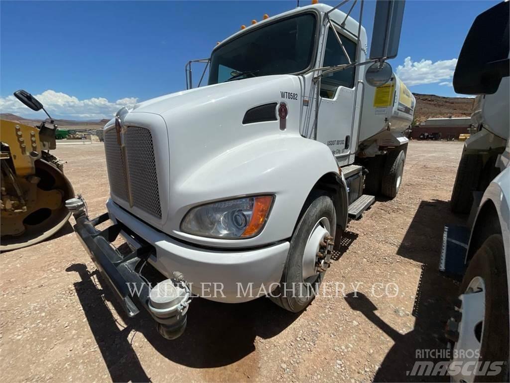 Kenworth WT2000 A タンカートラック