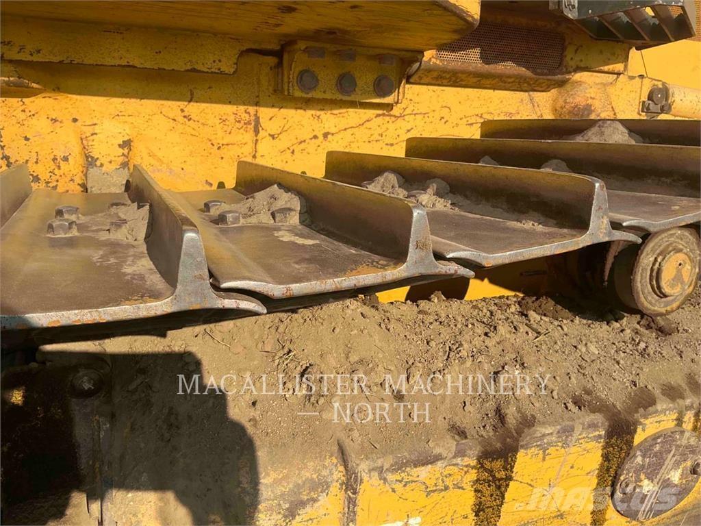 Komatsu D39PX-23 ブルドーザー