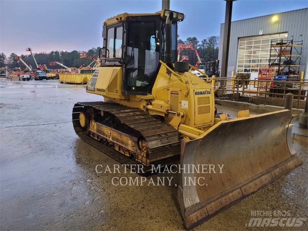 Komatsu D51 PXI ブルドーザー
