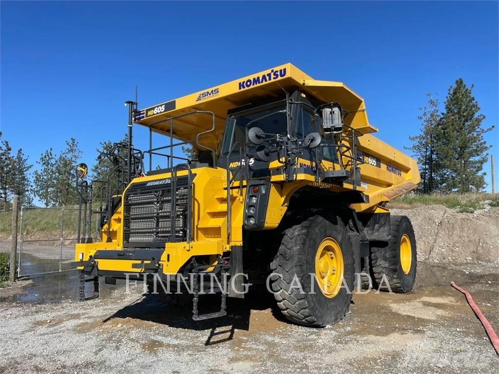 Komatsu HD605-8 アーティキュレート式ダンプトラック