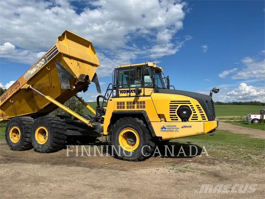 Komatsu HM300-3 アーティキュレート式ダンプトラック