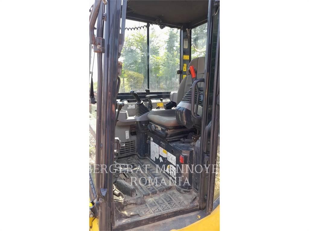 Komatsu PC45MR ミニ油圧ショベル 7t以下（ミニユンボ・ミニディガー）