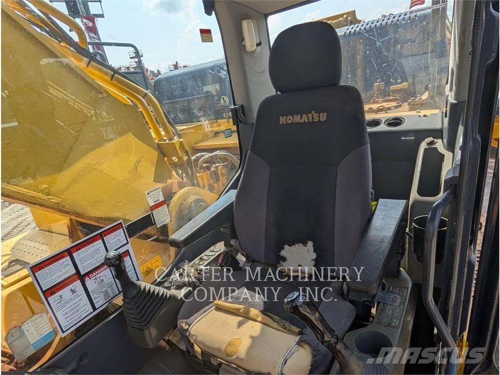 Komatsu PC490 大型油圧ショベル12t以上（パワーショベル・ユンボ）