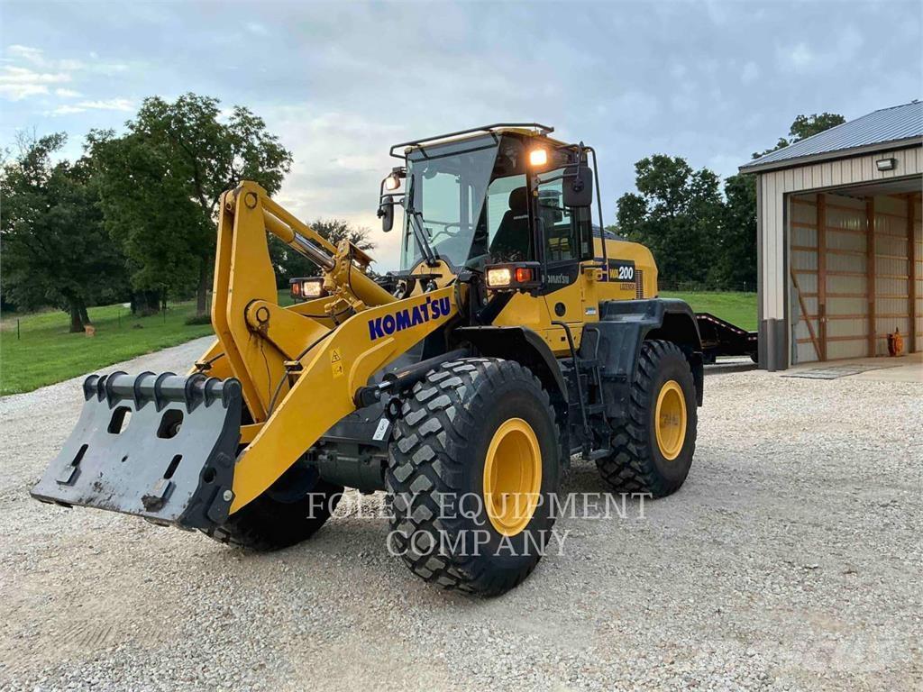 Komatsu WA200-8 ホイールローダー・タイヤショベル