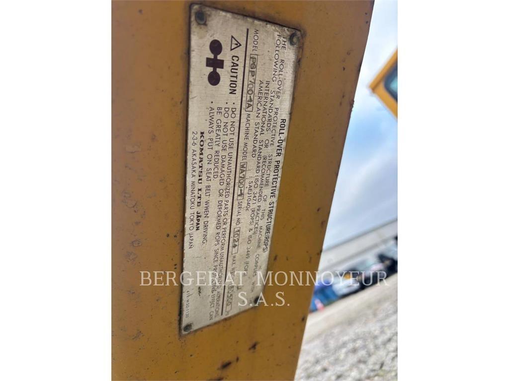 Komatsu WA700 ホイールローダー・タイヤショベル