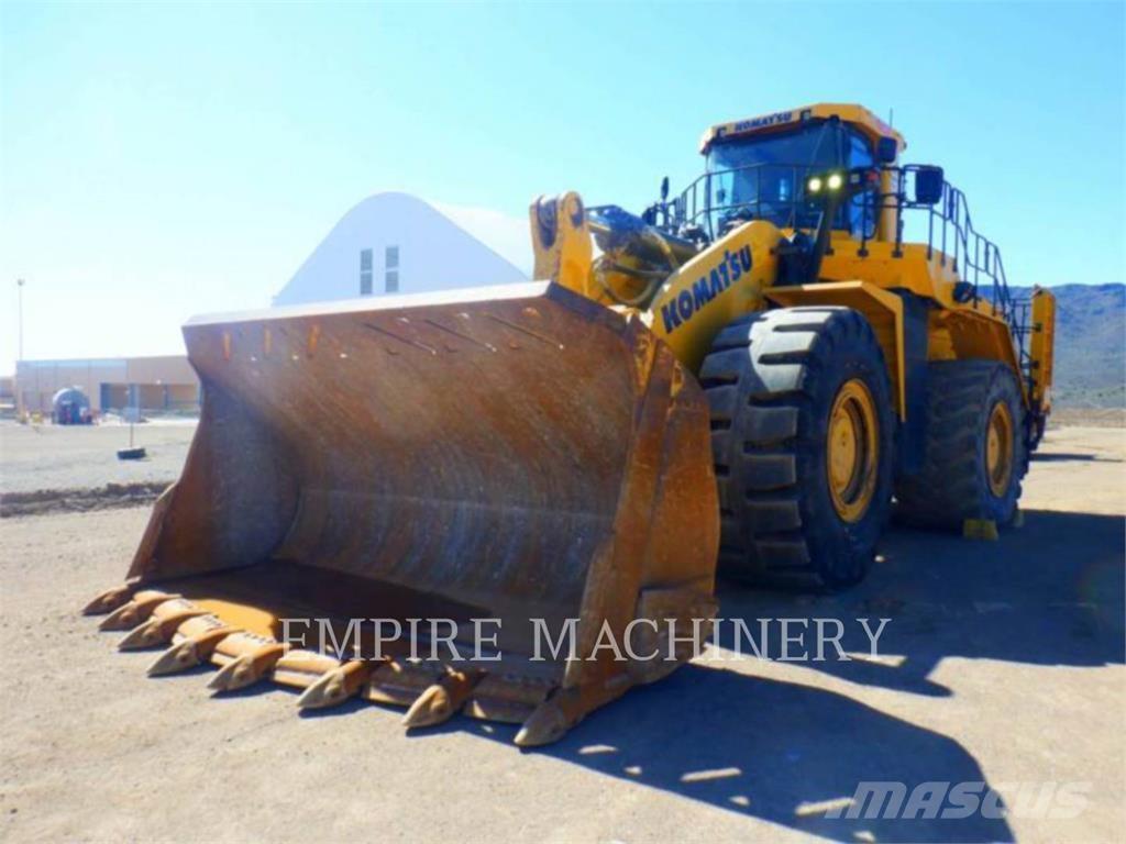 Komatsu WA900-8 ホイールローダー・タイヤショベル