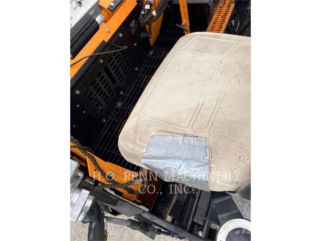 LeeBoy 8520 アスファルトフィニッシャ