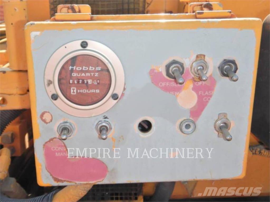 LeeBoy L8500T アスファルトフィニッシャ