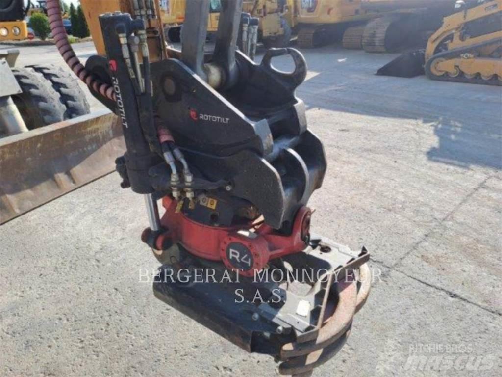 Liebherr A913 ホイール式油圧ショベル（パワーショベル・ユンボ・バックホー）
