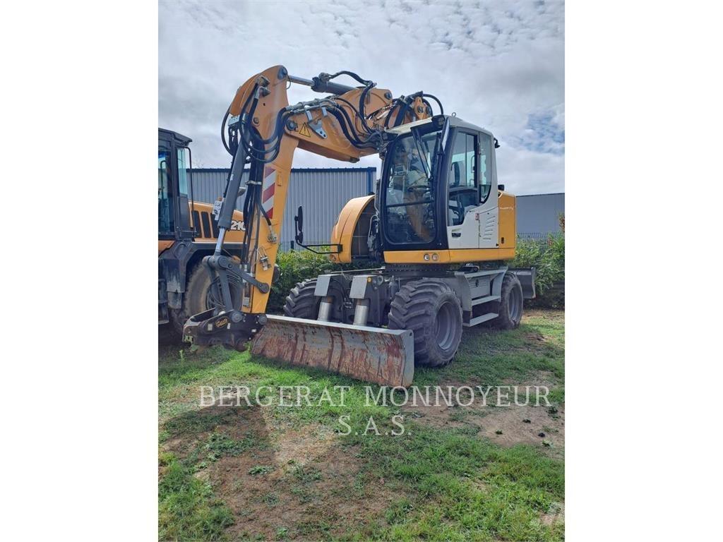 Liebherr A913 ホイール式油圧ショベル（パワーショベル・ユンボ・バックホー）