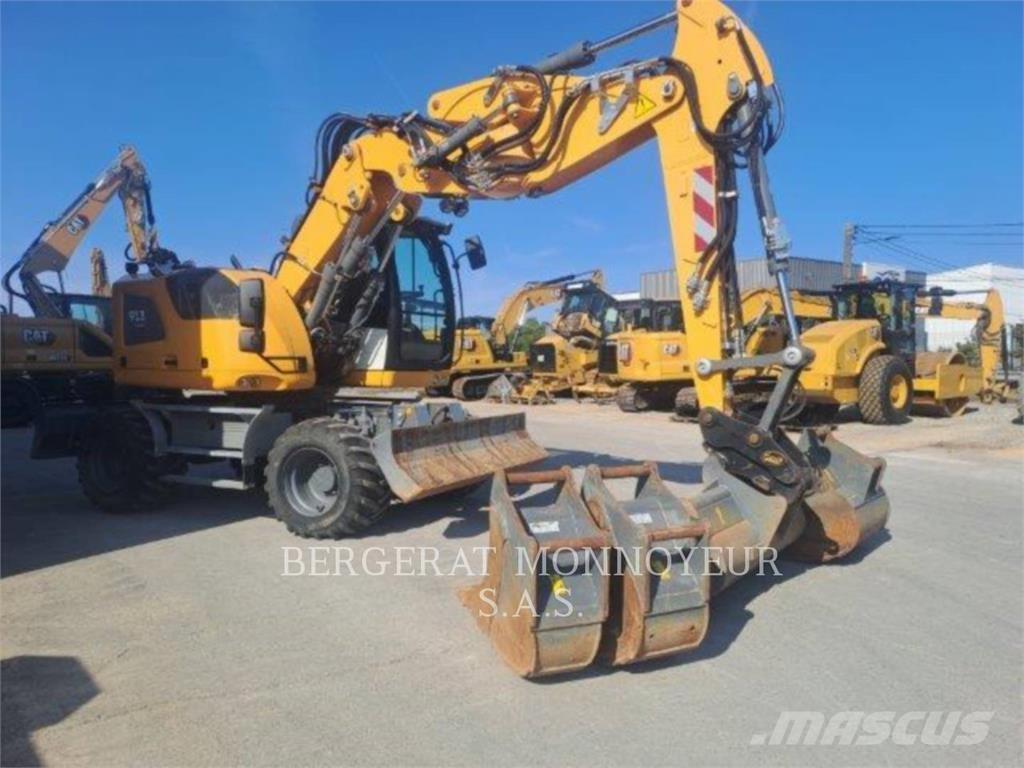 Liebherr A913 ホイール式油圧ショベル（パワーショベル・ユンボ・バックホー）