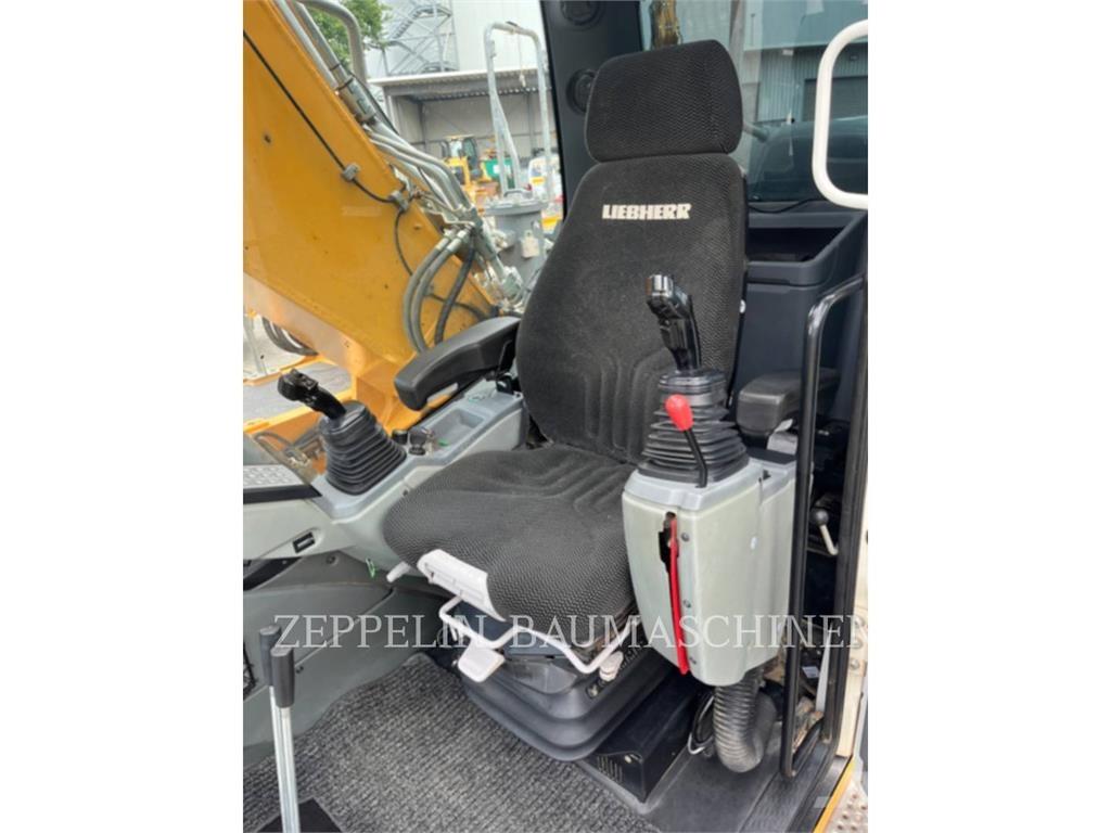 Liebherr R926 大型油圧ショベル12t以上（パワーショベル・ユンボ）