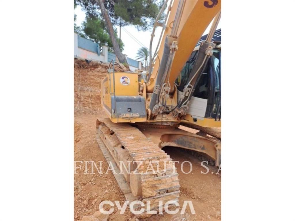 Liebherr R946 大型油圧ショベル12t以上（パワーショベル・ユンボ）