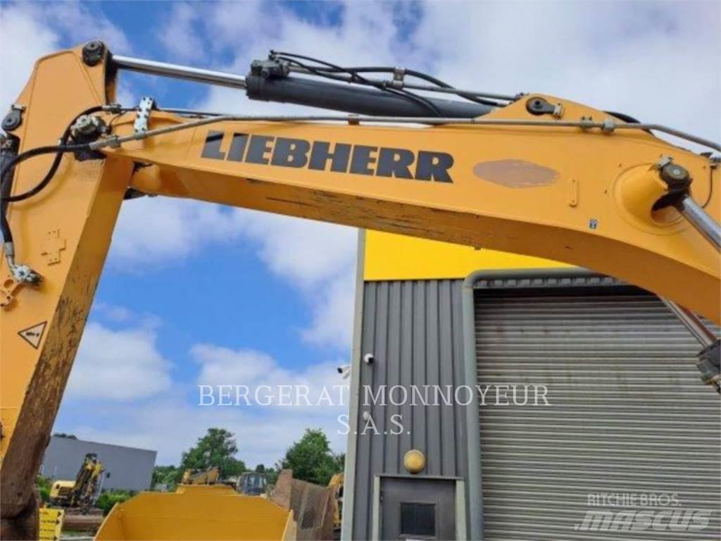 Liebherr R946 大型油圧ショベル12t以上（パワーショベル・ユンボ）