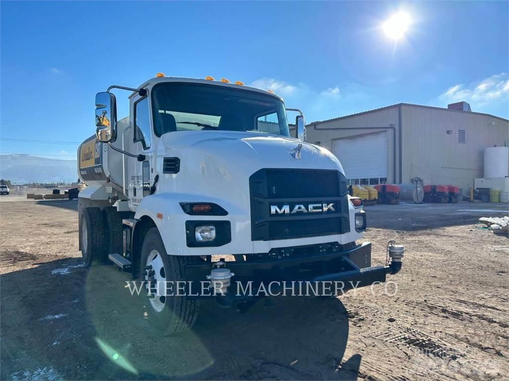 Mack WT2000 A タンカートラック