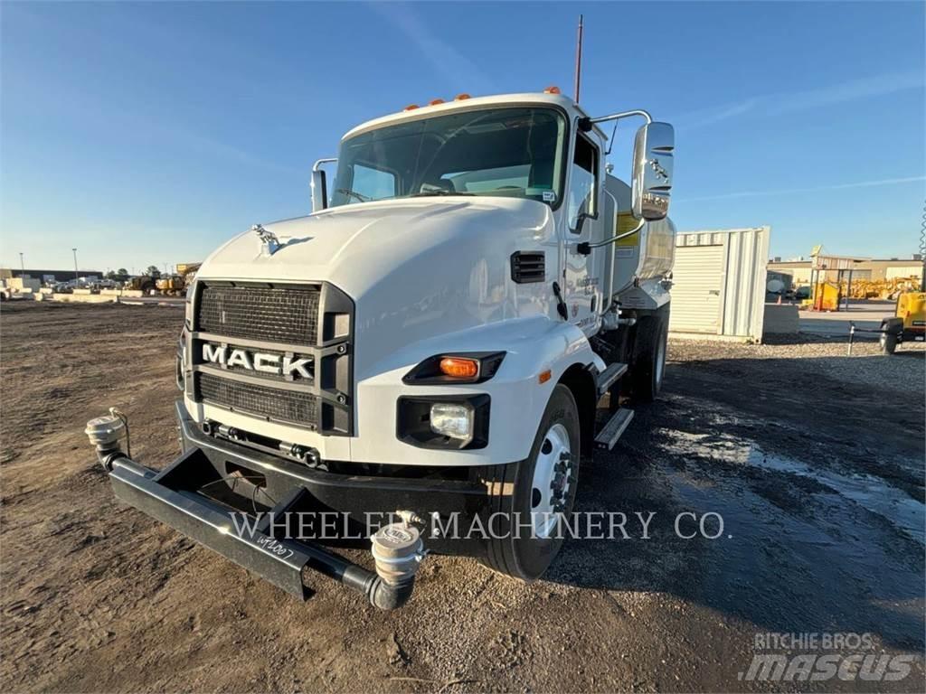 Mack WT2000 A タンカートラック