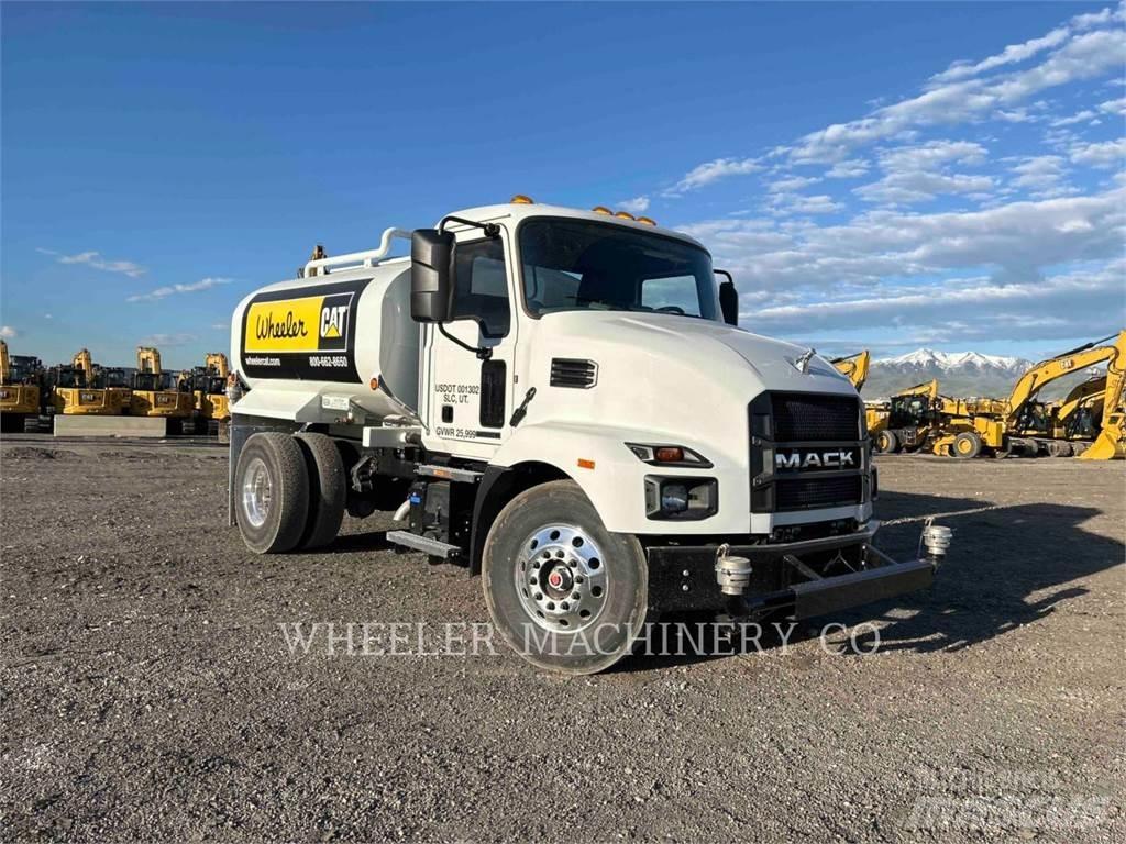 Mack WT2000 A タンカートラック