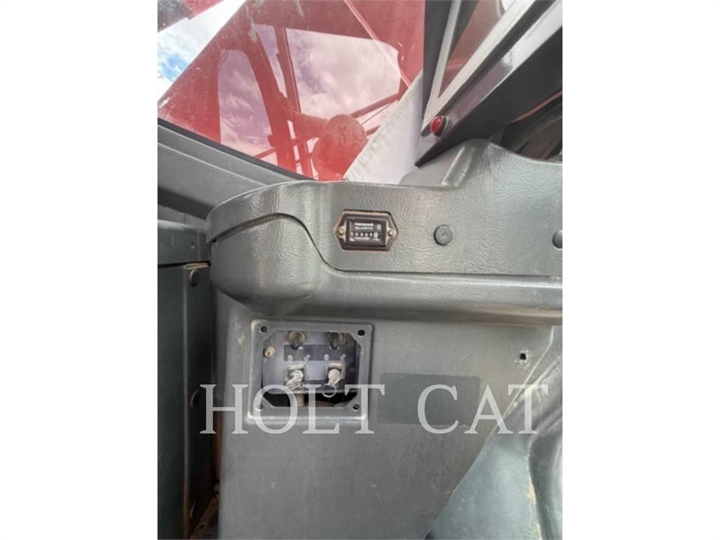 Manitowoc 11000-1 オールテレーンクレーン