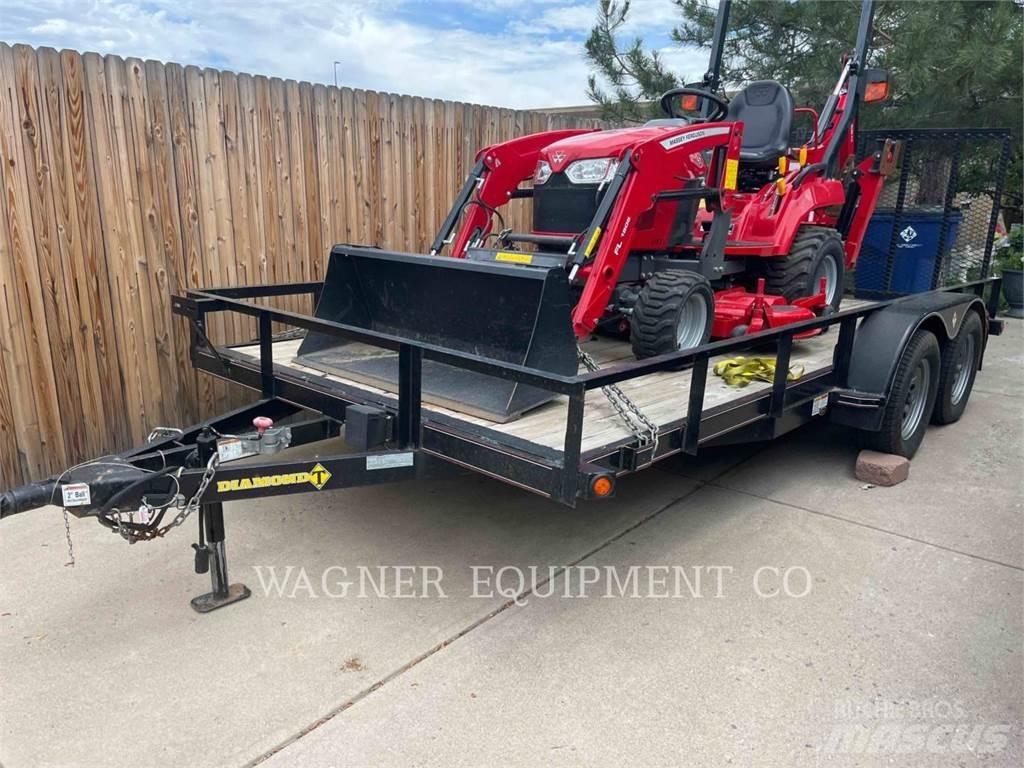 Massey Ferguson GC1723E トラクター