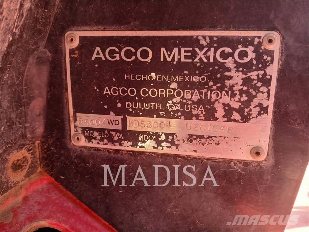 Massey Ferguson MF5300 トラクター