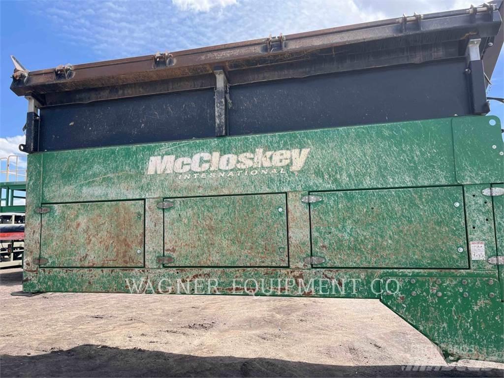 McCloskey SF80 クラッシャー固定式