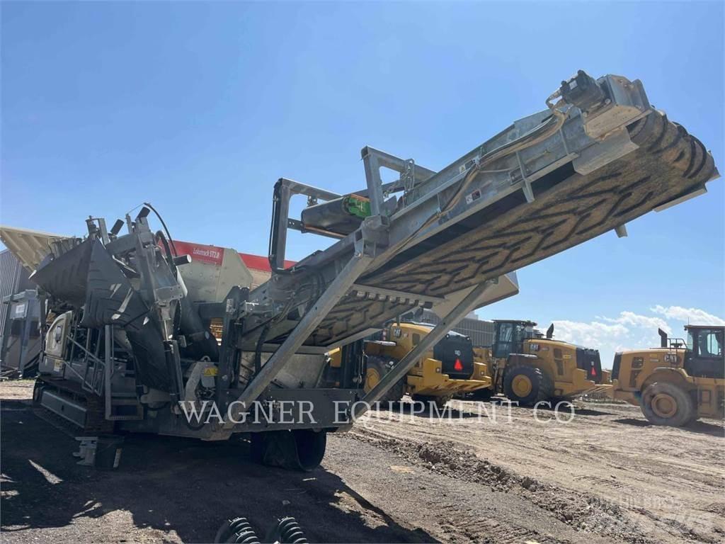 Metso ST2.8 自走式クラッシャー