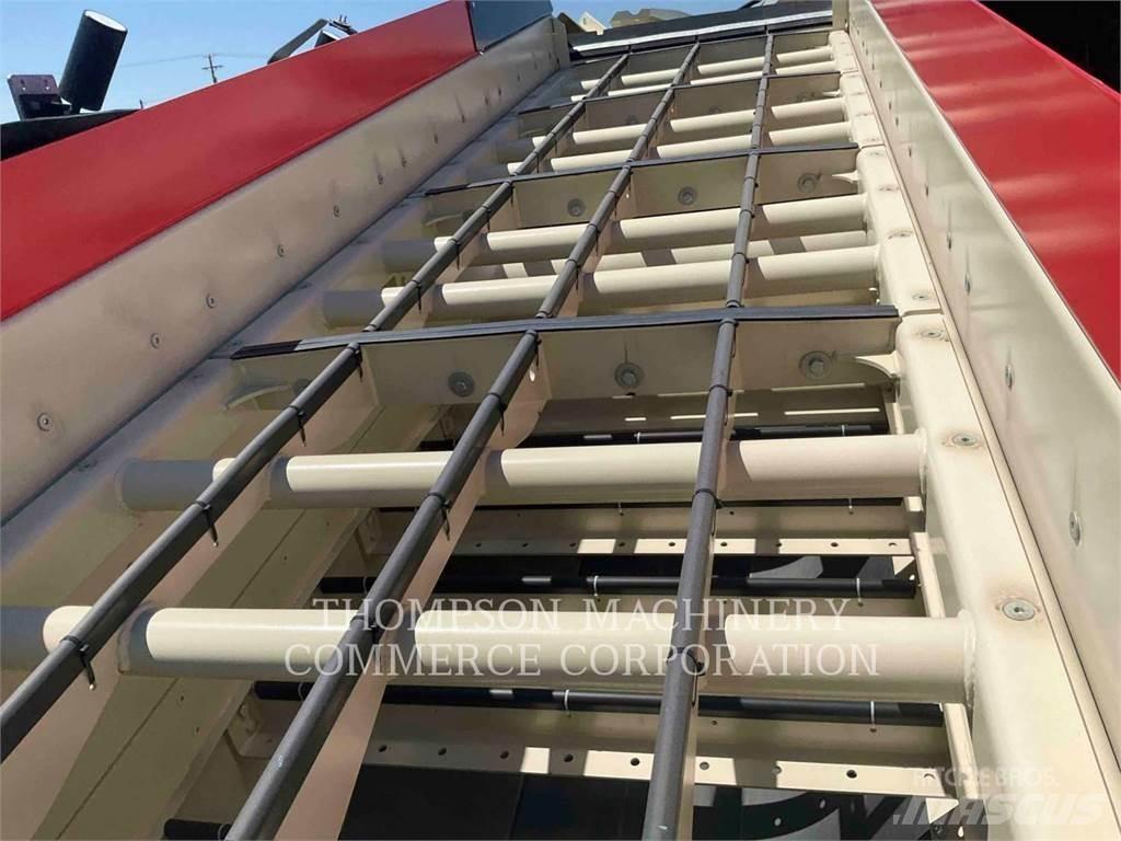 Metso ST2.8 自走式クラッシャー