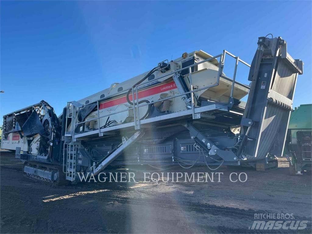Metso ST3.8 自走式クラッシャー