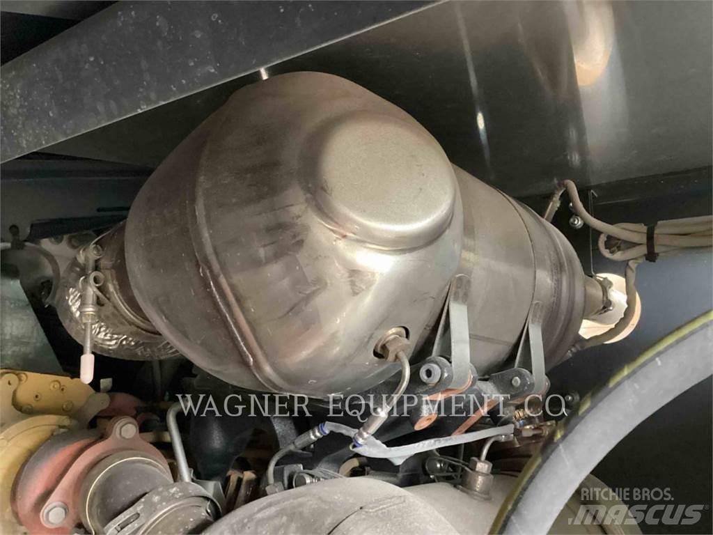 Metso ST3.8 自走式クラッシャー