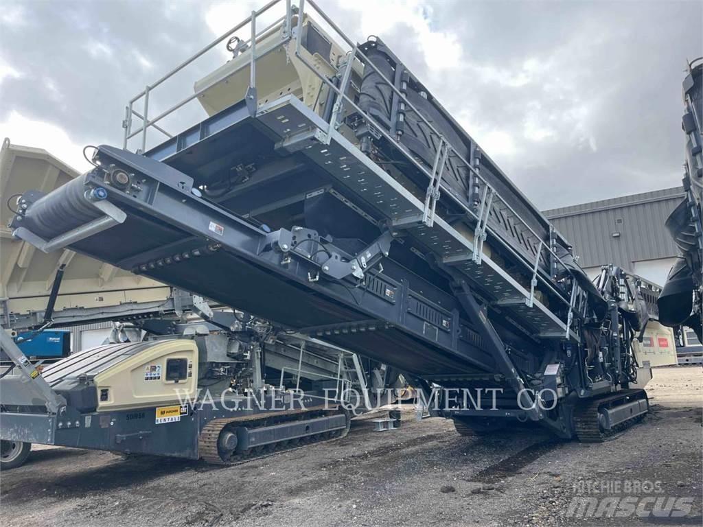Metso ST4.10 自走式クラッシャー