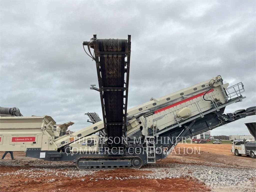 Metso ST4.10 自走式スクリーン