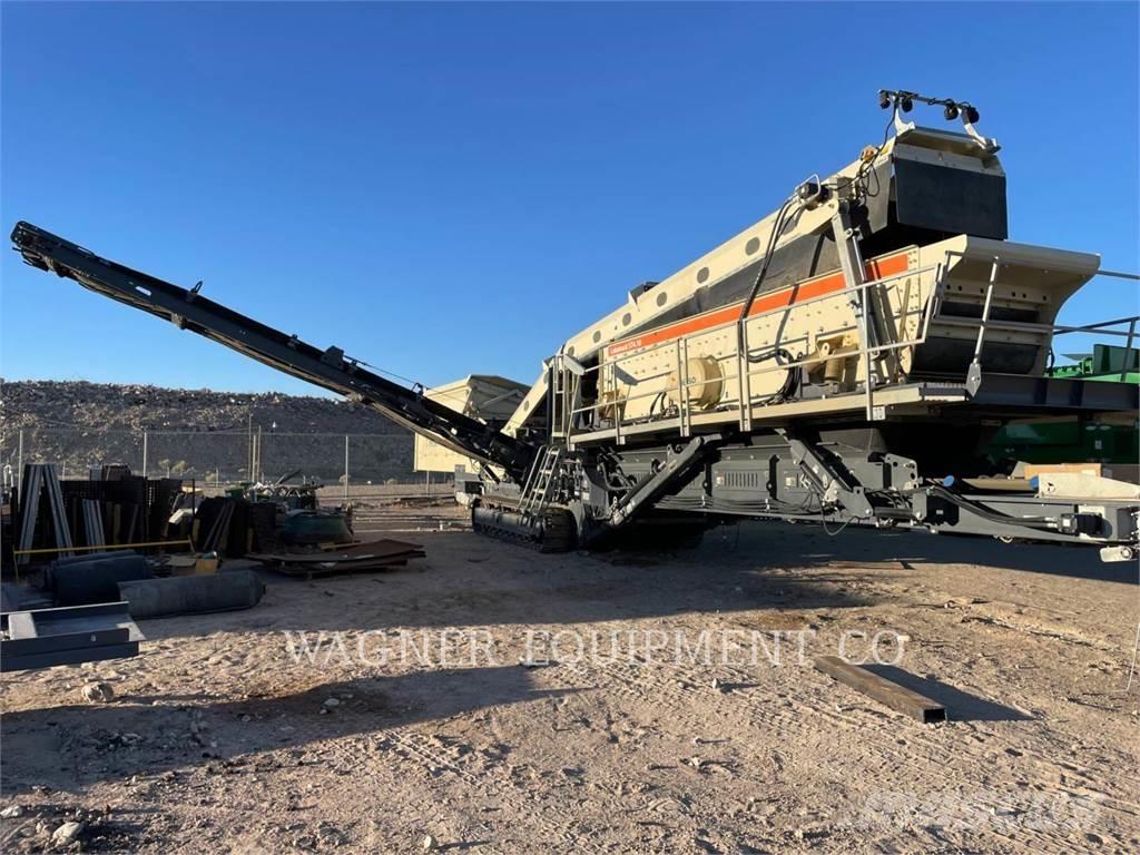 Metso ST4.10 自走式クラッシャー