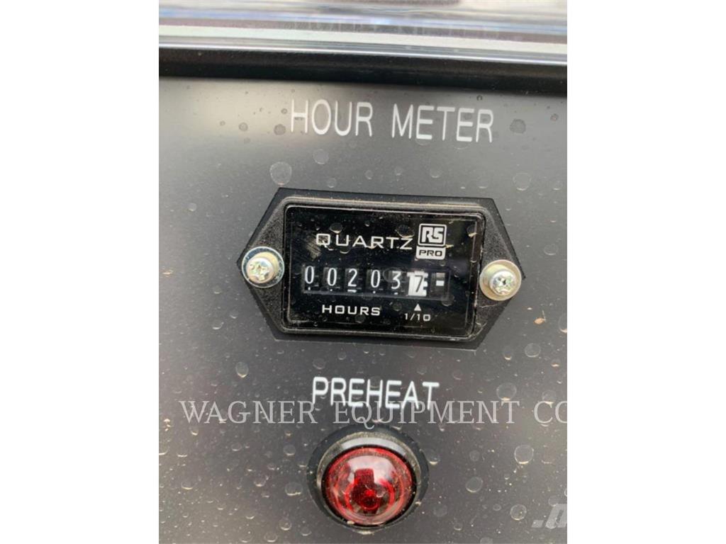 MultiQuip DCA25SSIU4F その他の発電機