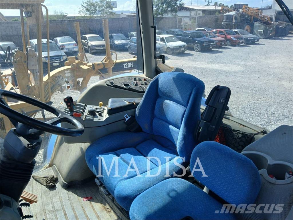 New Holland T8030 トラクター