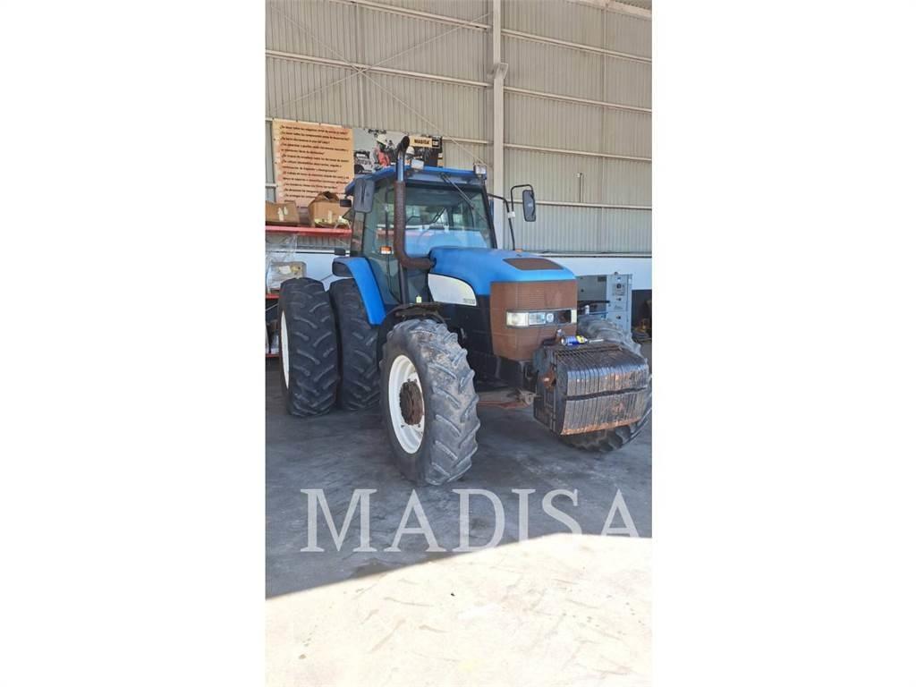New Holland TM7030 トラクター