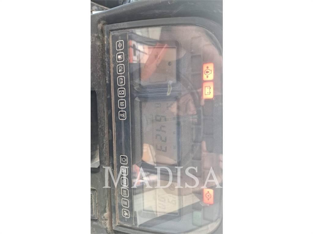 New Holland TM7030 トラクター