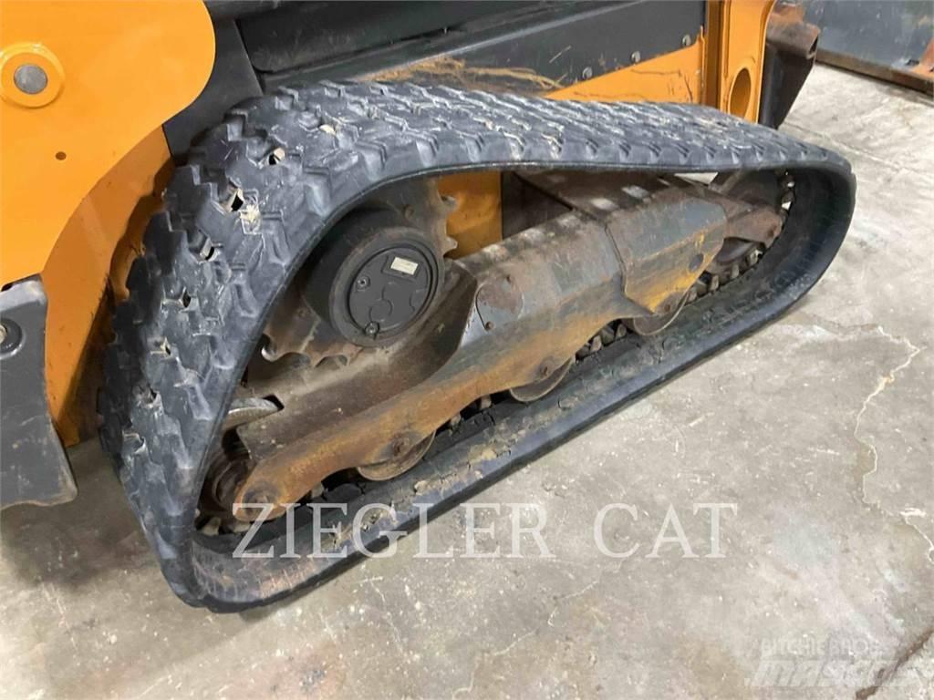 New Holland TR310B クローラーローダー